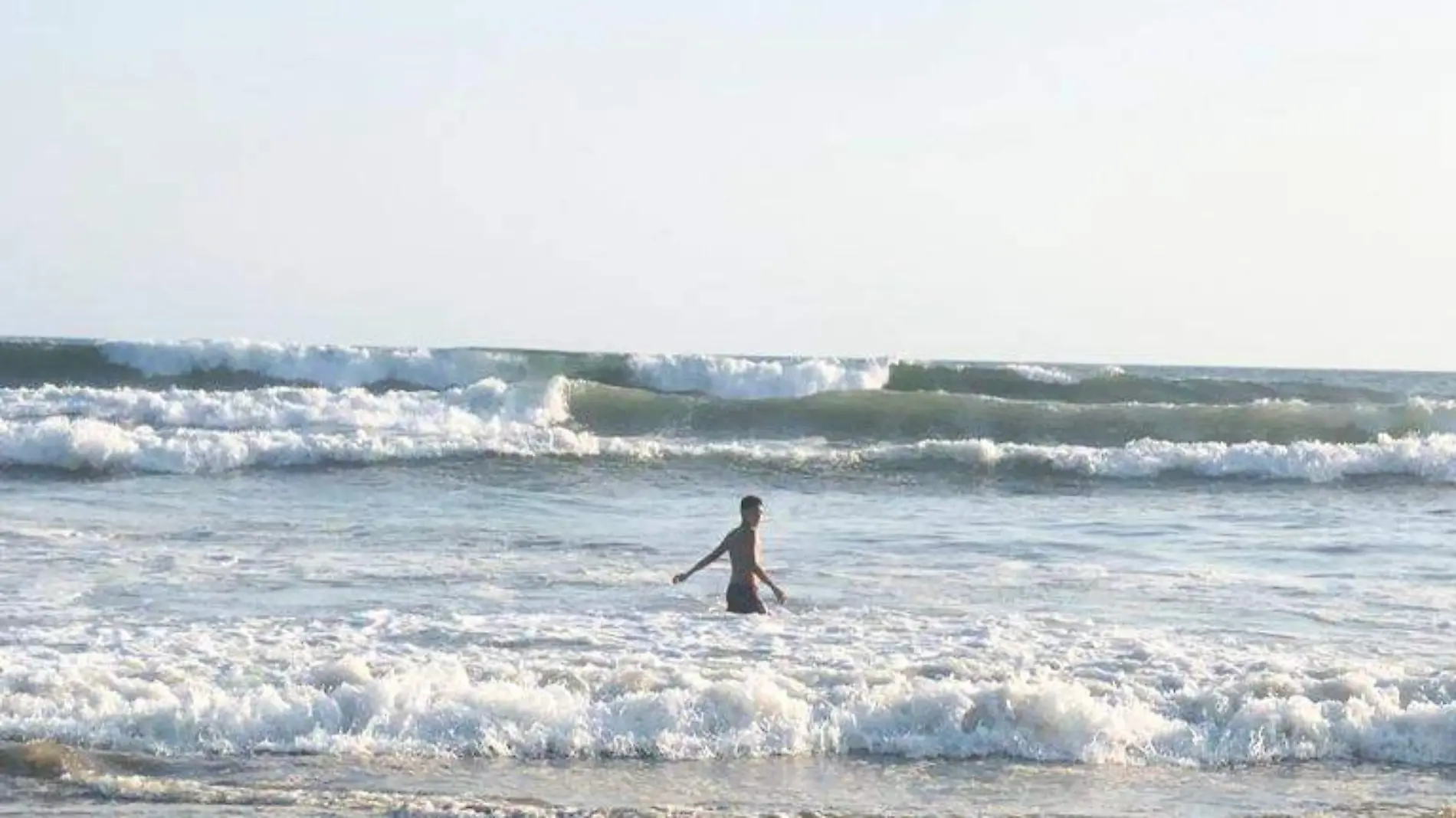 alertan mar de fondo